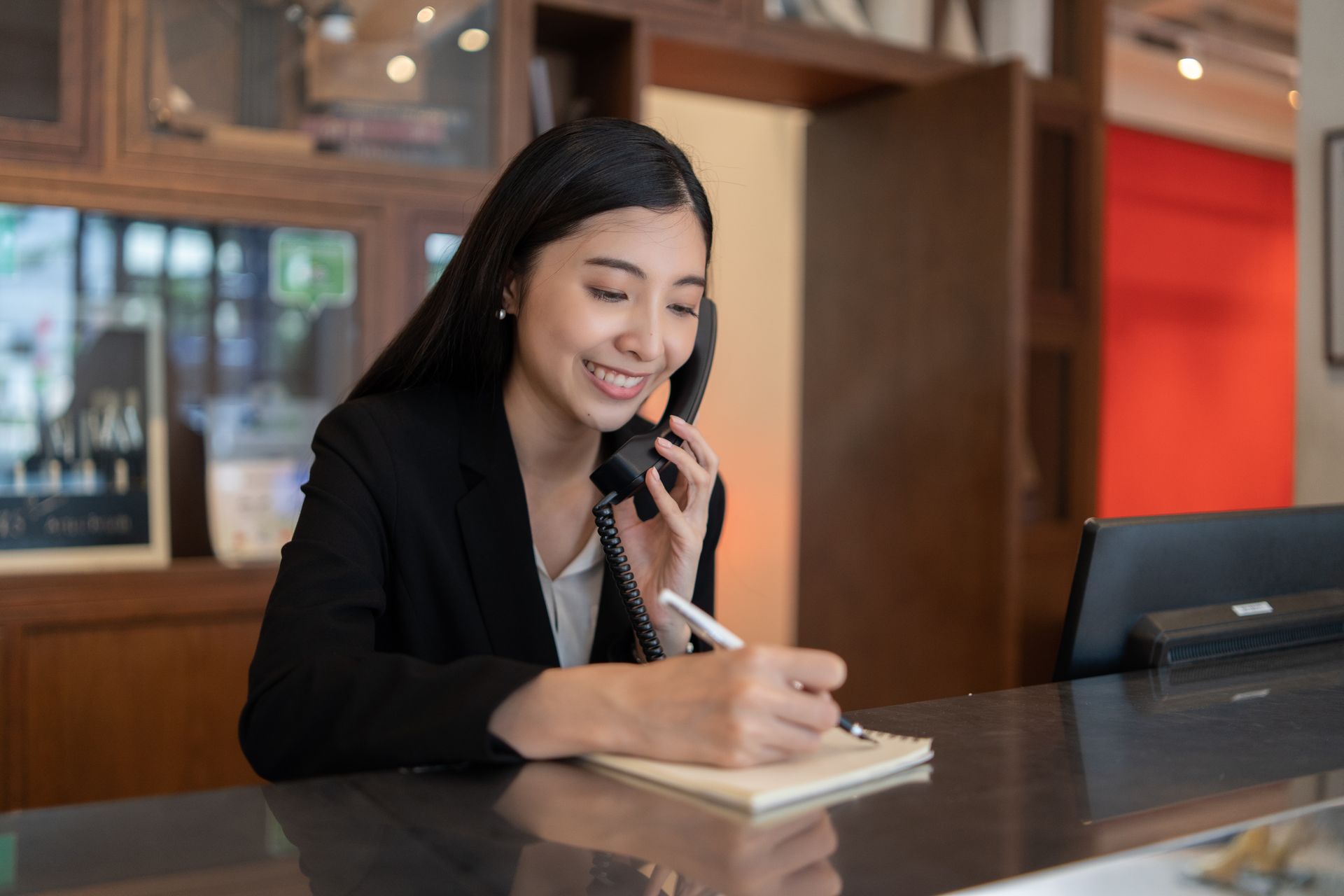 Maximize Connectivity with Call Waiting Never Miss Important Calls